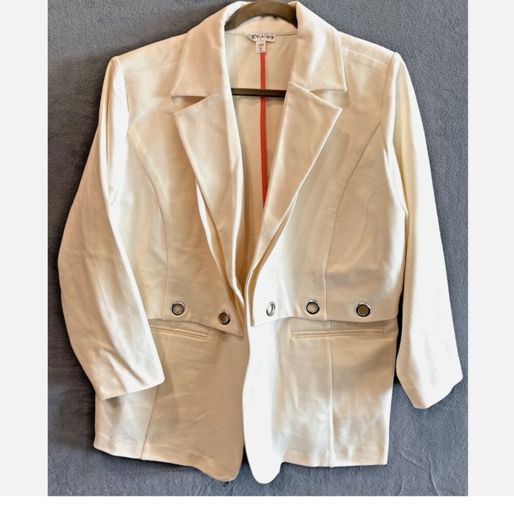 Grey by Jhoan Sebastian 3-in-1 Ponte Blazer Cream Stretch Women’s 2XP